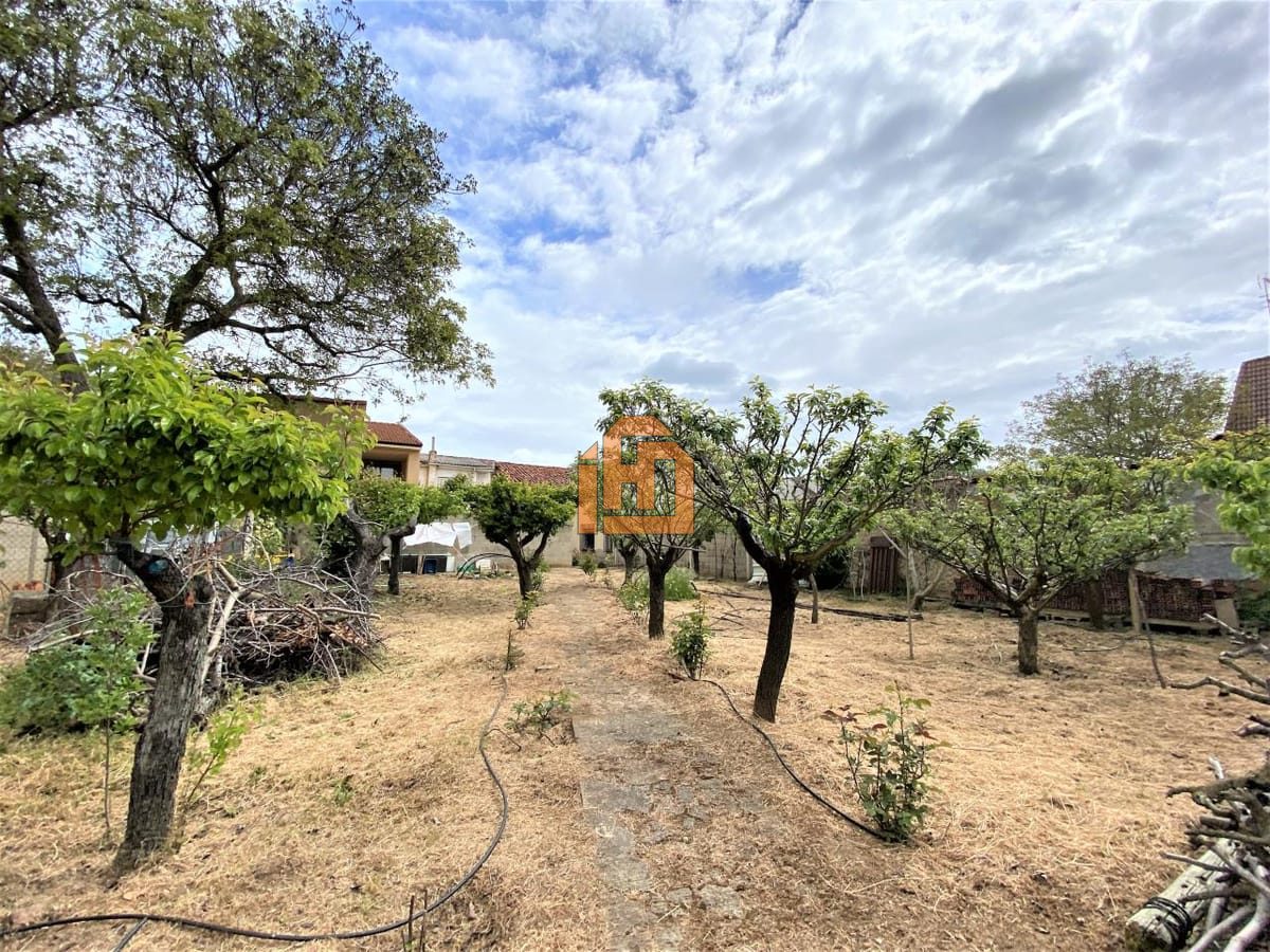 Casa en Santovenia de la Valdoncina - Foto 2