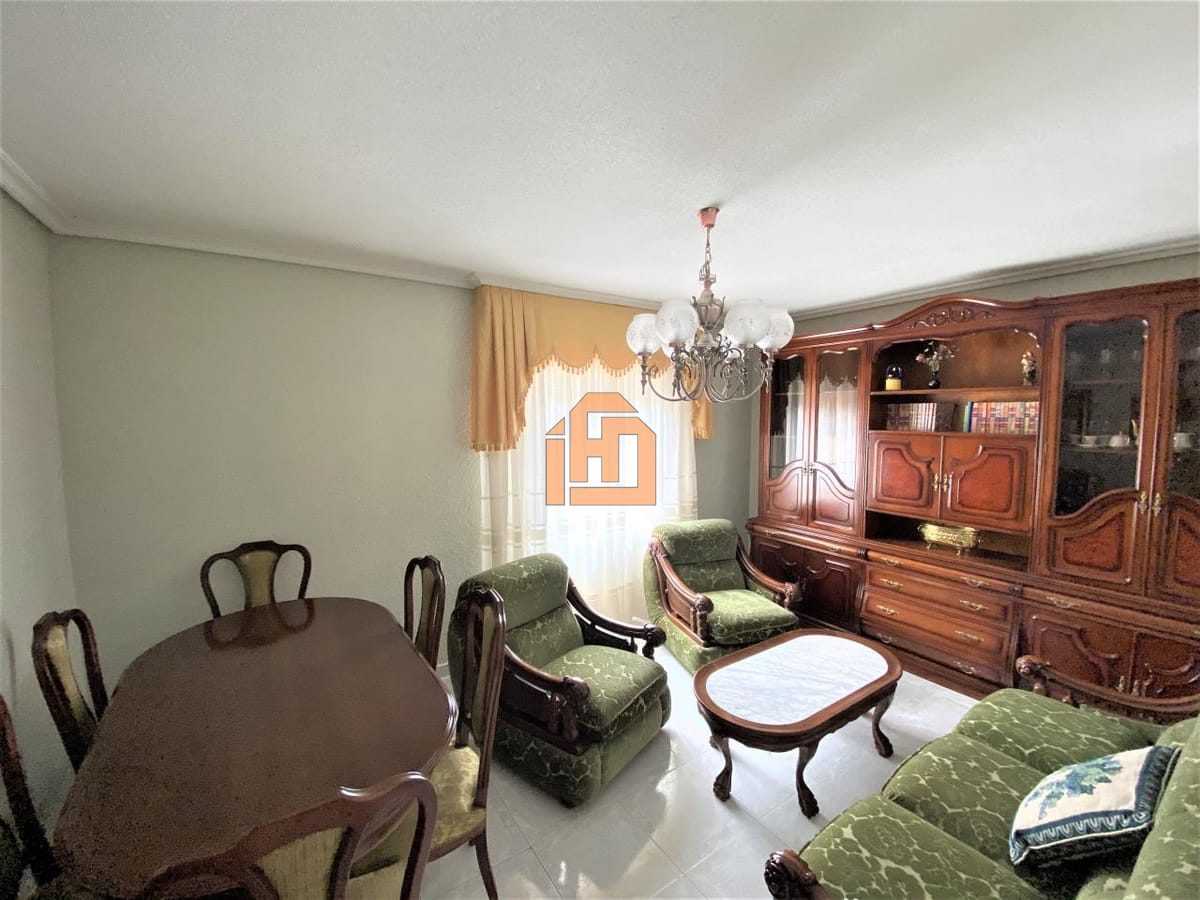 Casa en Santovenia de la Valdoncina - Foto 5