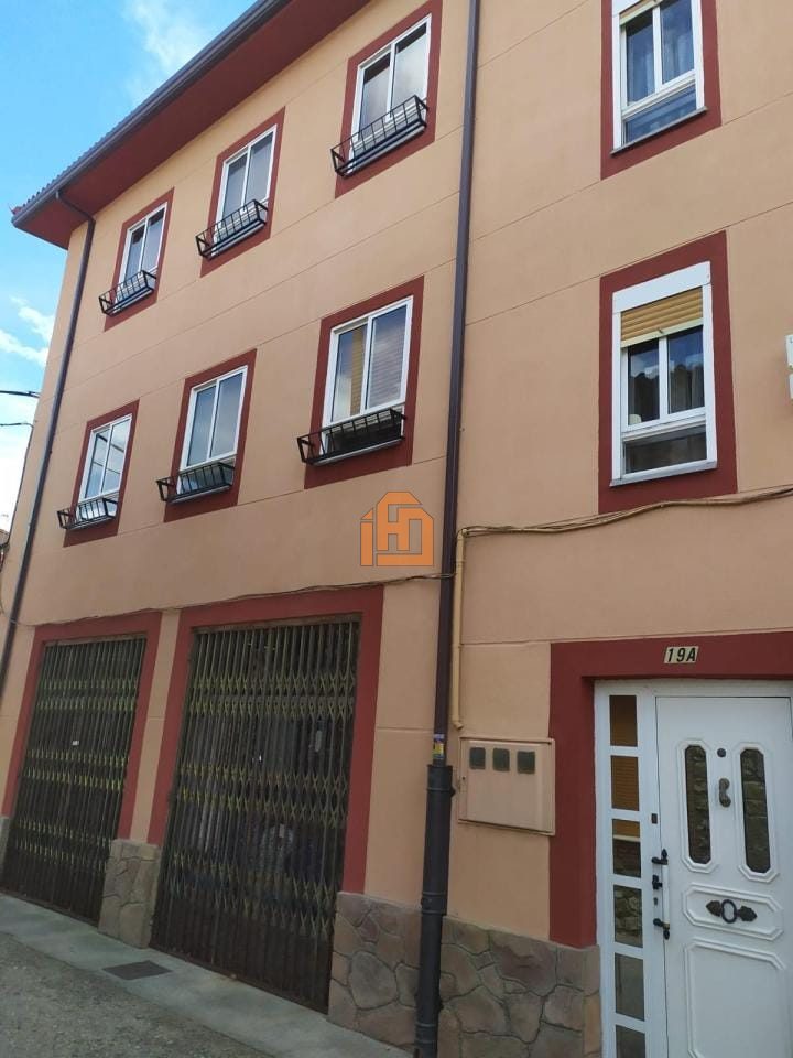 Casa en Plaza Constitución (La Robla) - Foto 17