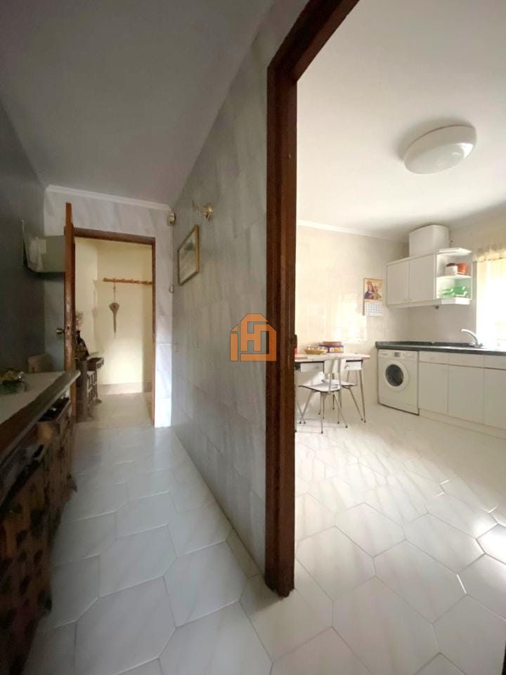 Casa en Plaza Constitución (La Robla) - Foto 3