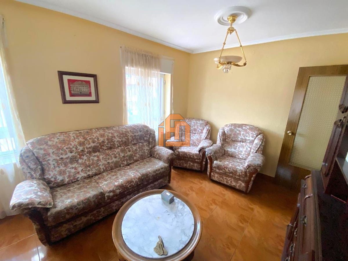 Casa en Plaza Constitución (La Robla) - Foto 6