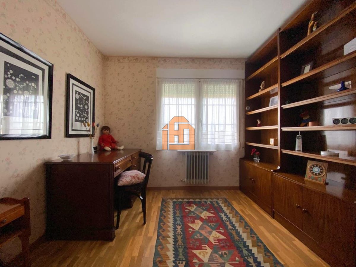 Chalet adosado en la Urbanización Monteléon - Foto 14
