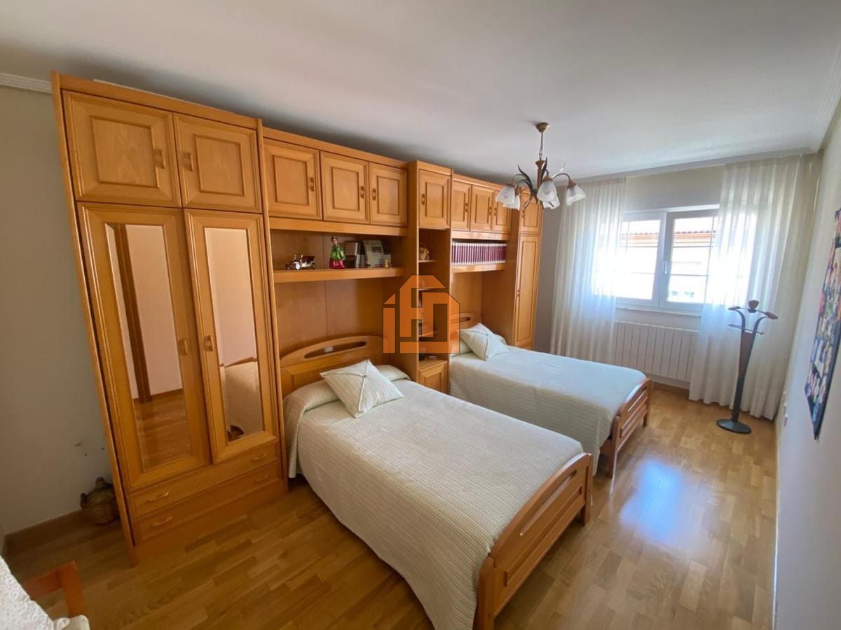 Casa o chalet independiente en venta en Trobajo del Camino - Foto 20