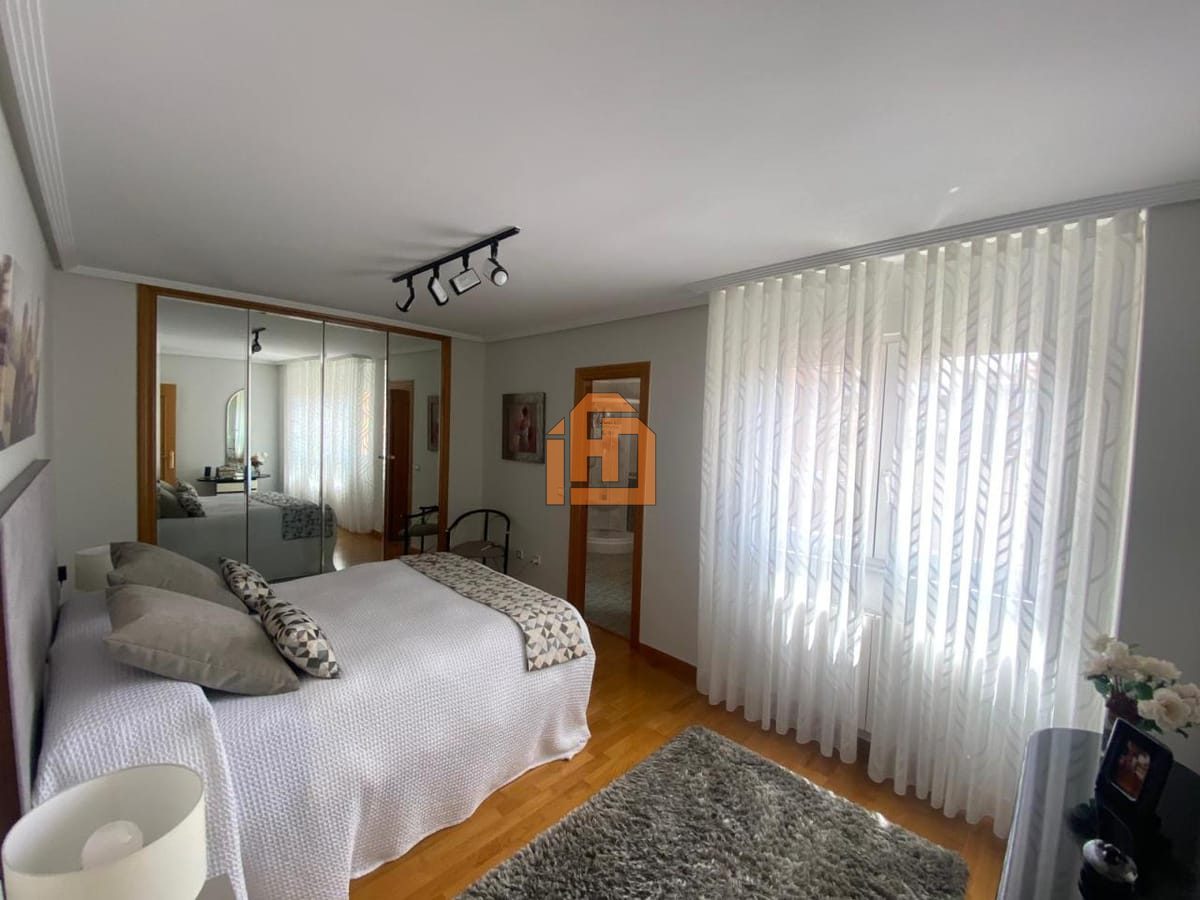 Casa o chalet independiente en venta en Trobajo del Camino - Foto 24