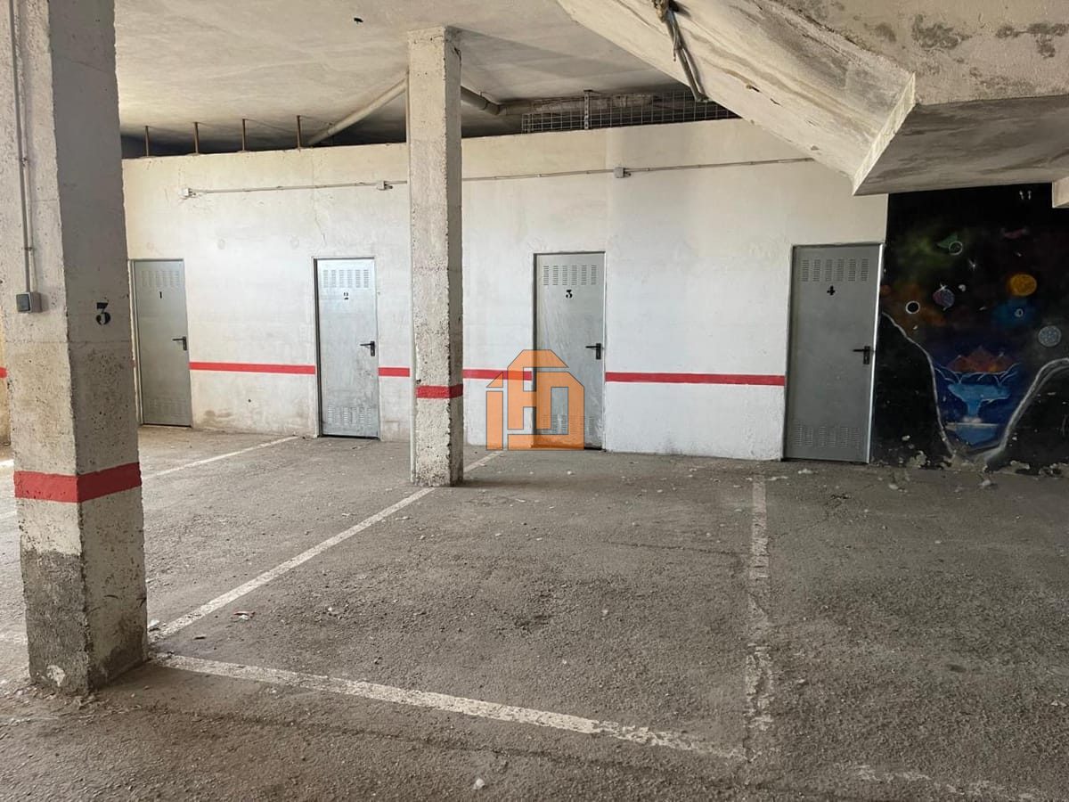 Garaje en Plaza Polideportivo, 9 (Robla (La))