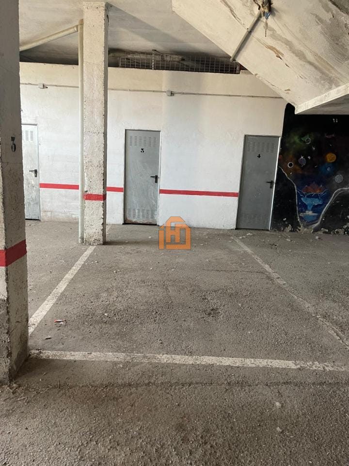 Garaje en Plaza Polideportivo, 9 (Robla (La))