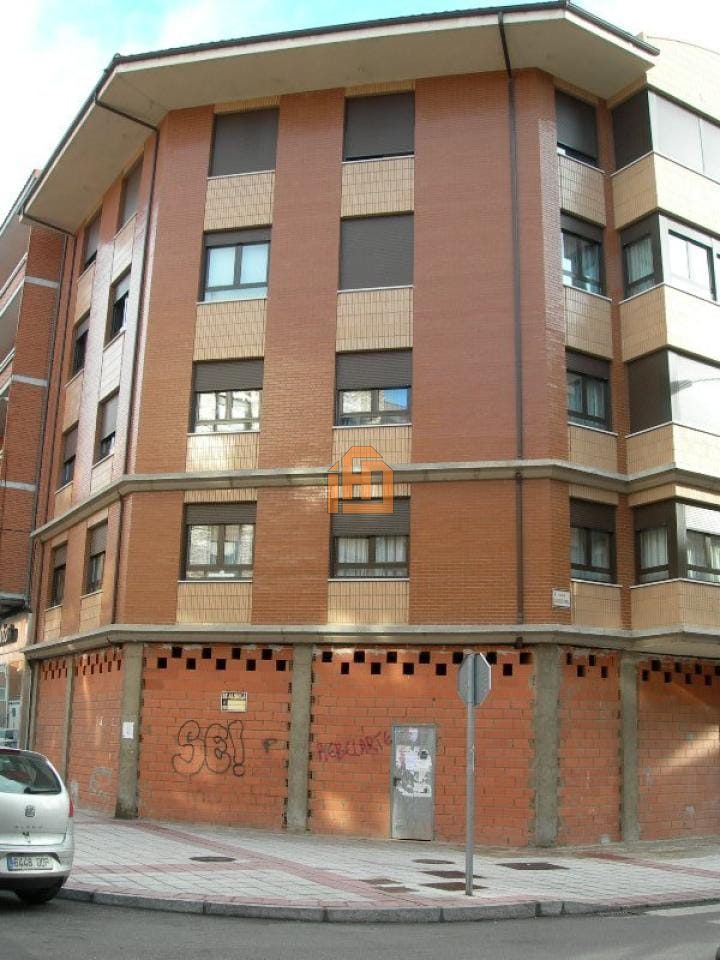 Local en Calle Ciudad De La Puebla 24007 Leon (Palomera - La Torre)