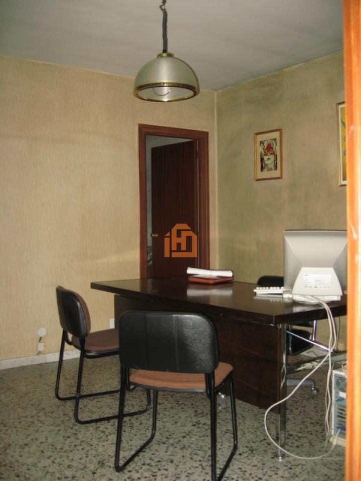 Local en Calle Burgo Nuevo 2 5º 24001 Leon (Centro)