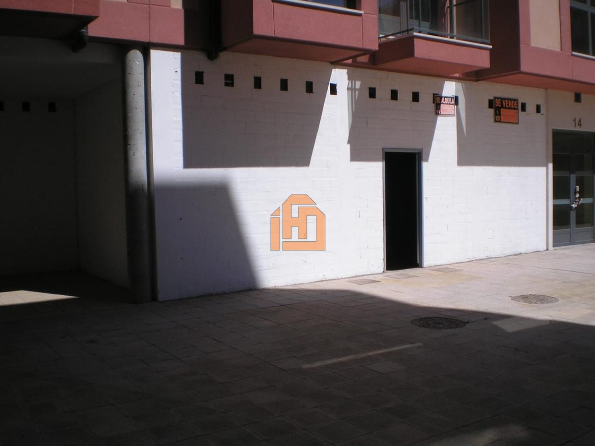 Local en Calle Rosalia De Castro 14 24005 Leon (Puente Castro)