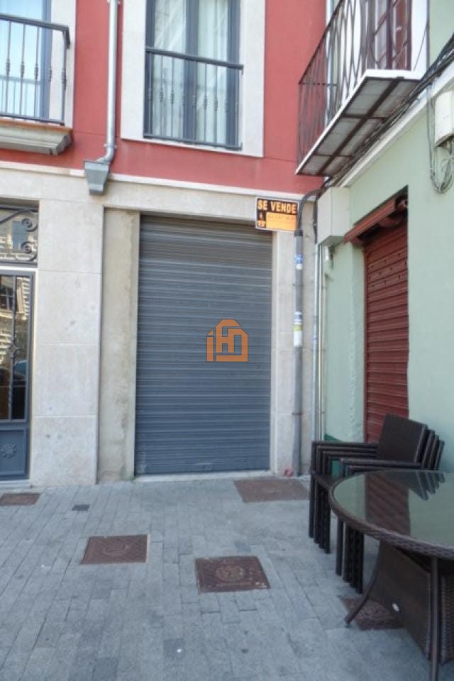 Local en Plaza Conde Luna 2 24003 Leon (Casco historico)