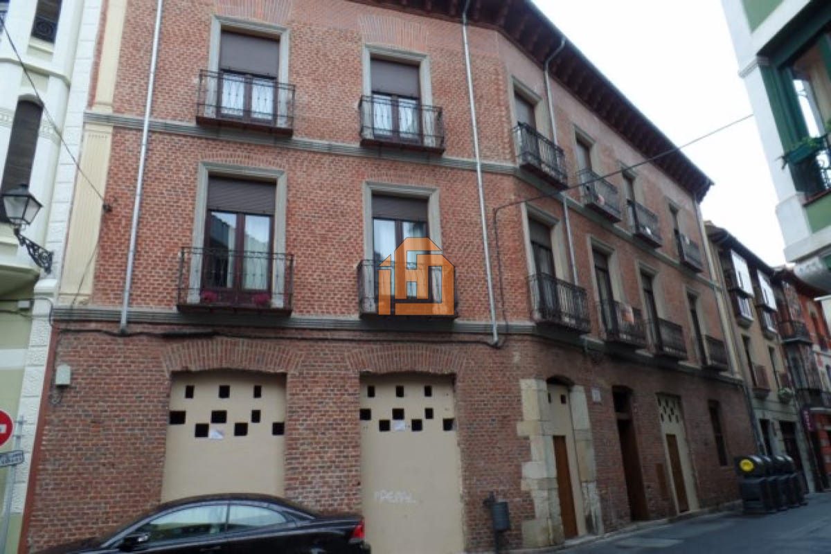 Local en Calle Paso 1 24003 Leon (Casco Histórico)