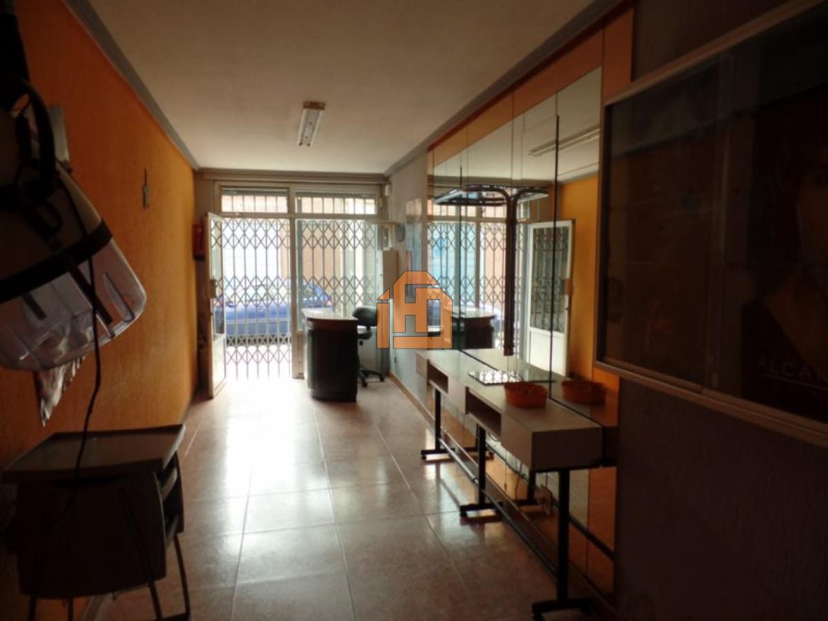 Local en Calle San Roque 8 24009 Leon (Antibioticos)