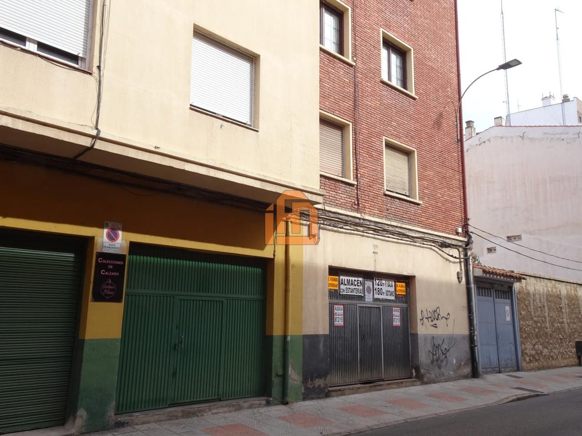 Local en Calle Ramon Alvarez De La Braña 1 24002 Leon (Centro)