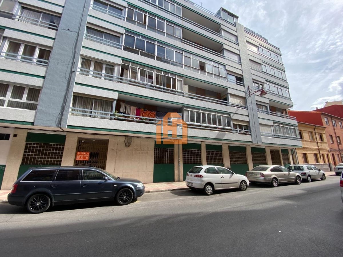 Local Comercial en Marcelo Macías (La Lastra)