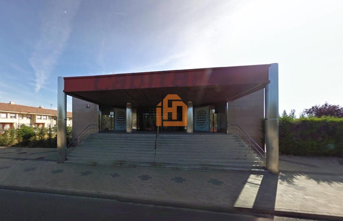 Local en Calle Reino De Leon 4 0 24193 Villaquilambre (Villaquilambre)