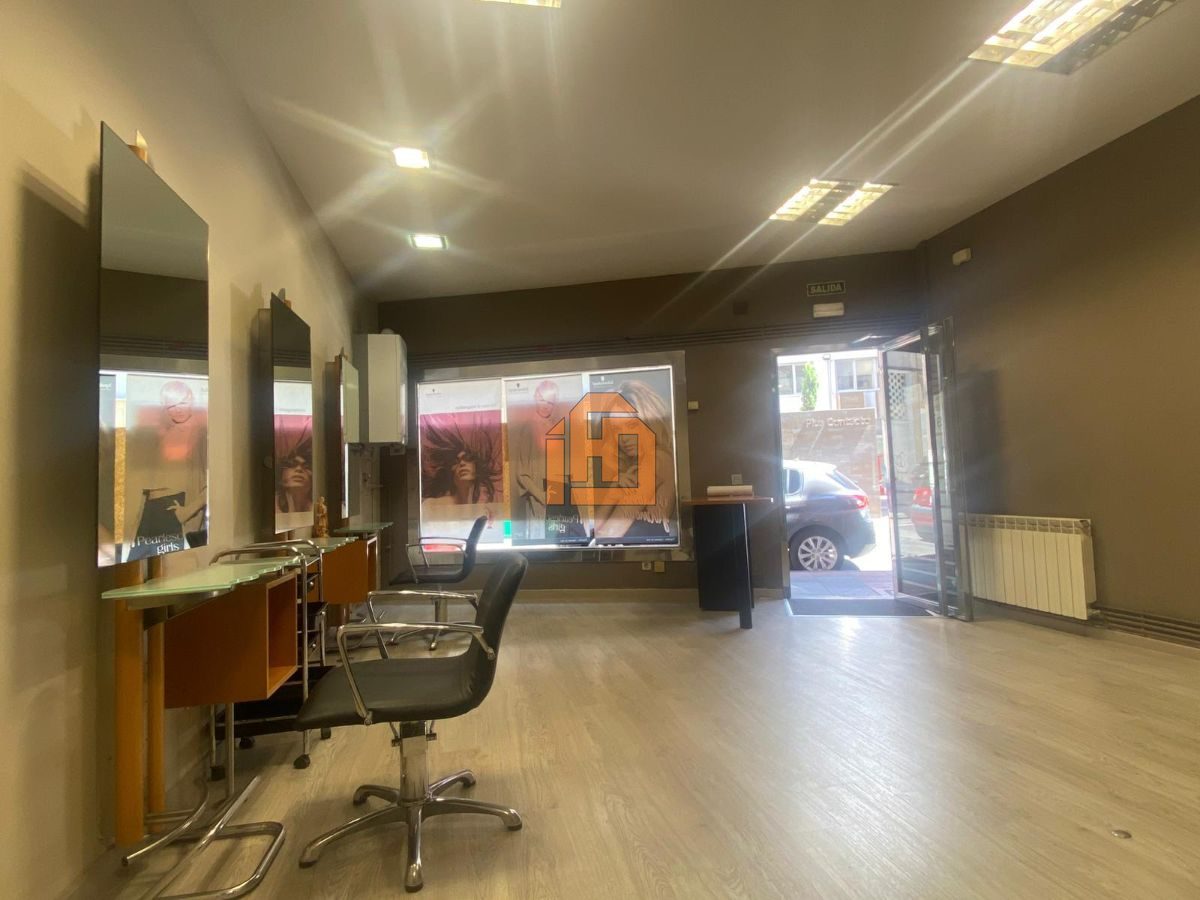 Local en Calle Juan Madrazo 25 Bajo 24002 Leon (Centro)