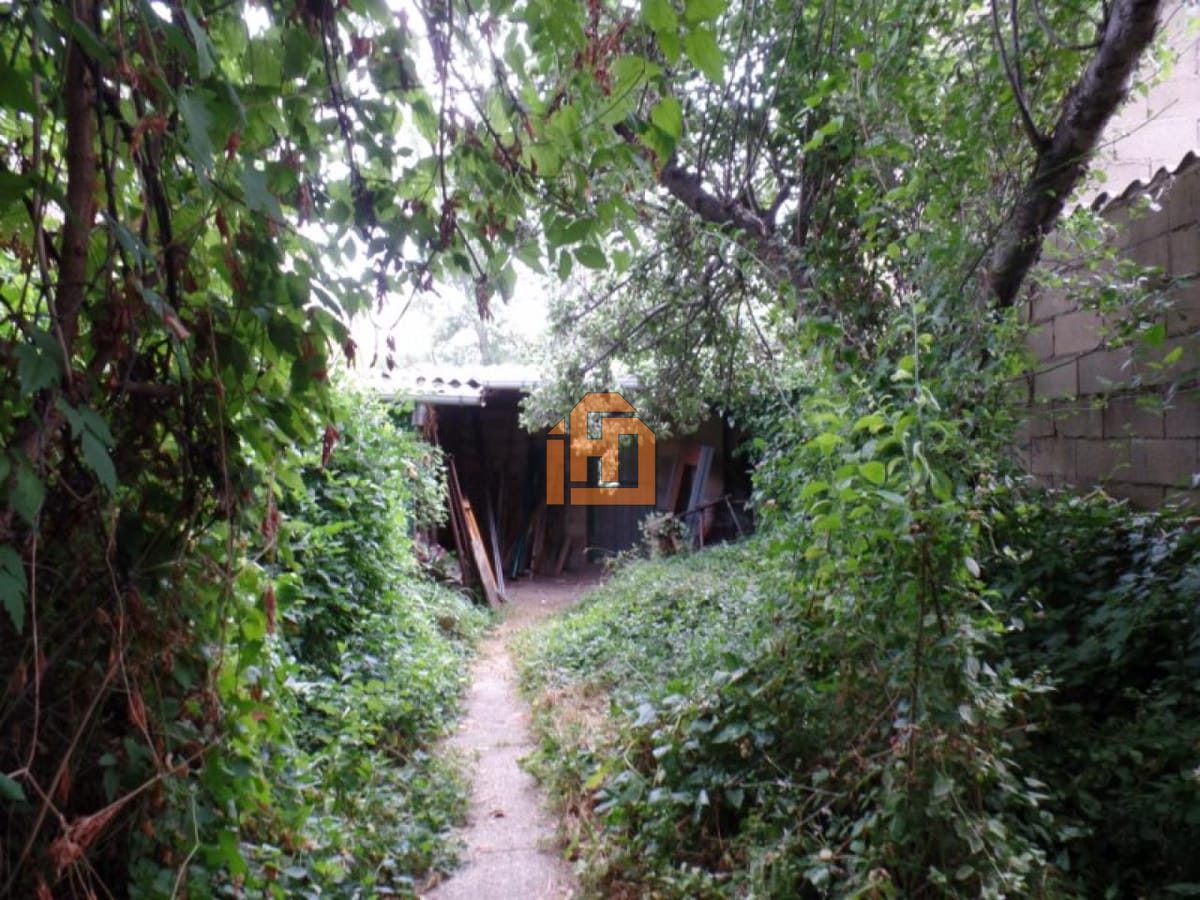 Terreno en Calle Arenal, 53 (Pola de Gordon (La))