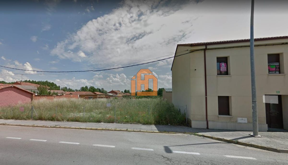 Terreno en Carretera Astorga, 4 (Valverde de la Virgen)