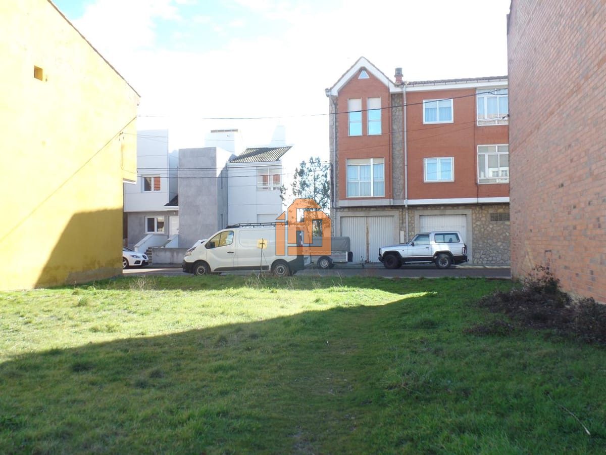 Terreno en Calle Cervantes, 12 (Santovenia de la Valdoncina)