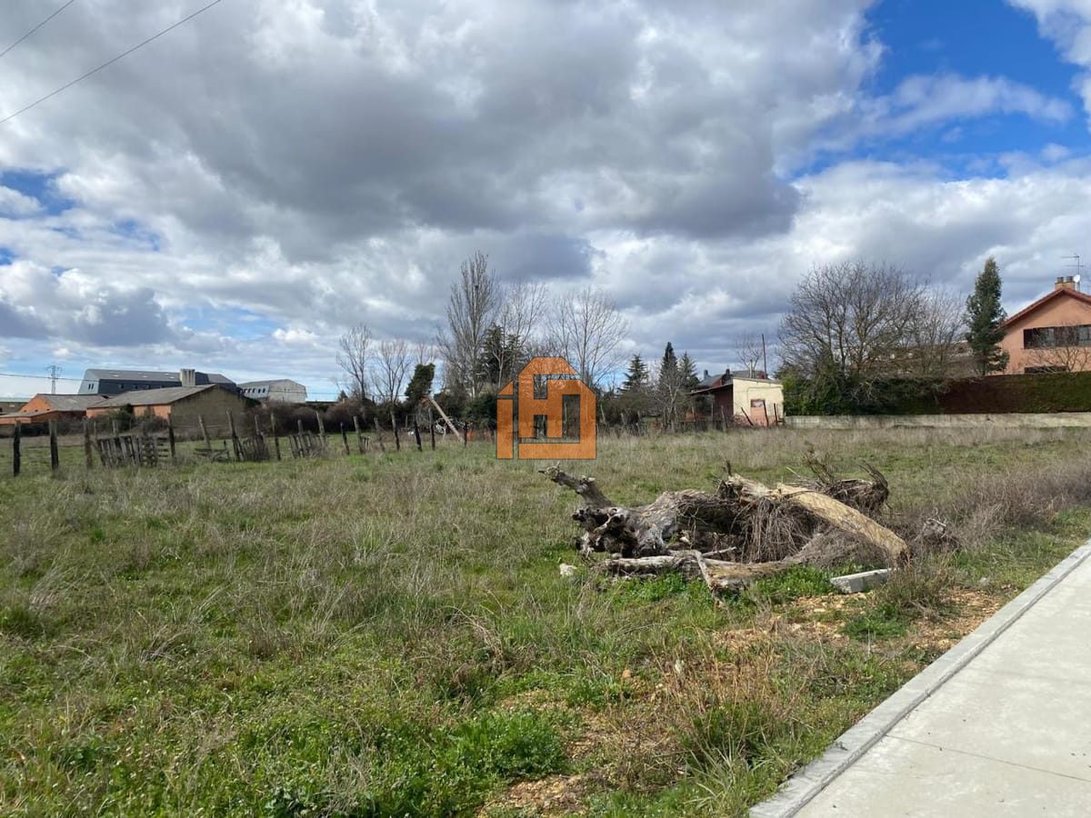 Terreno en Calle Lerida, 4 (Villarrodrigo de las Regueras)