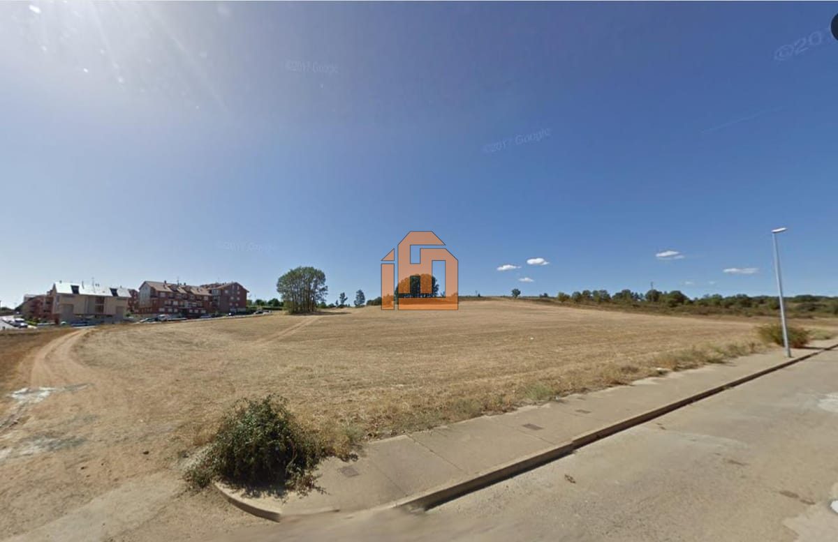Terreno en Calle Miguel De Unamuno, 11 (Villaquilambre) - Foto 2