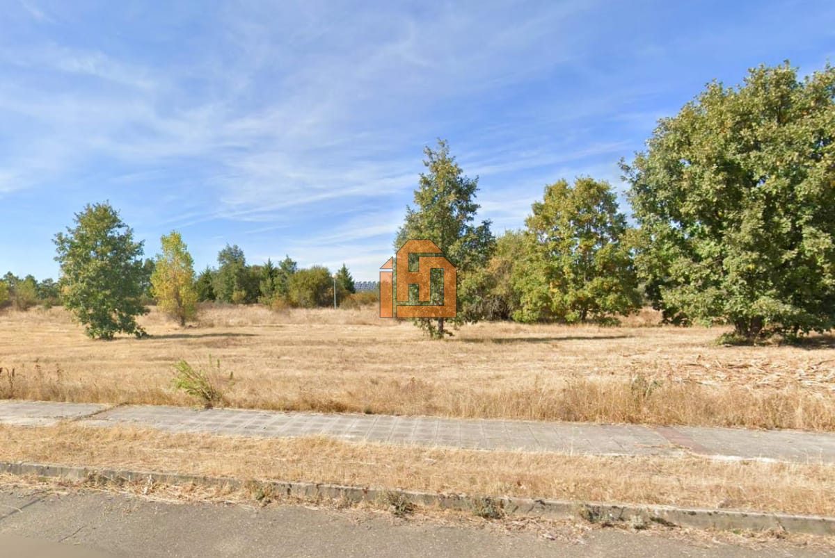 Terreno en Calle V1º Pp El Cueto, 2302 (Valverde de la Virgen)