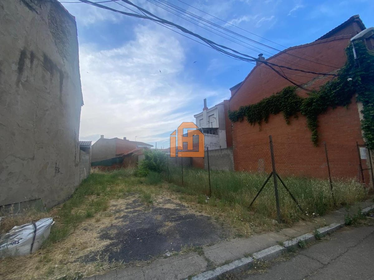 Terreno en Calle La Olimpica, 10 (San Andres del Rabanedo)