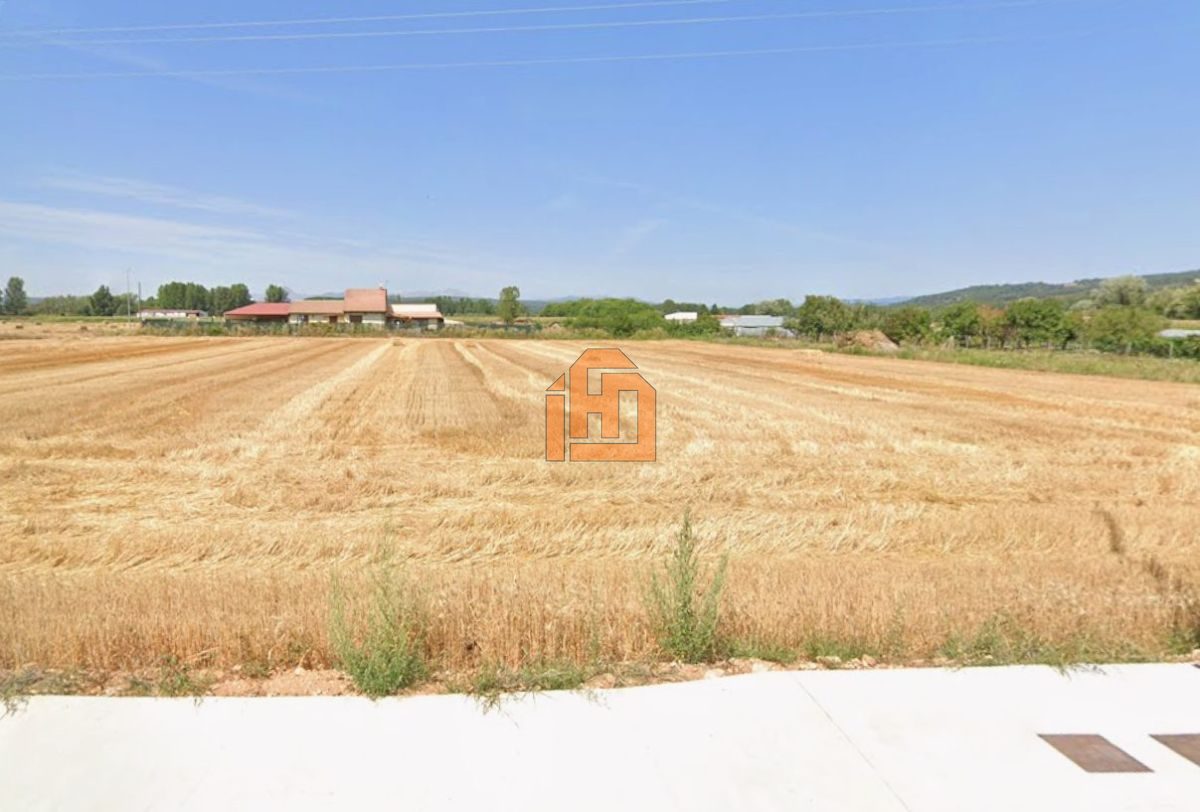 Terreno en Camino del Castro, 14