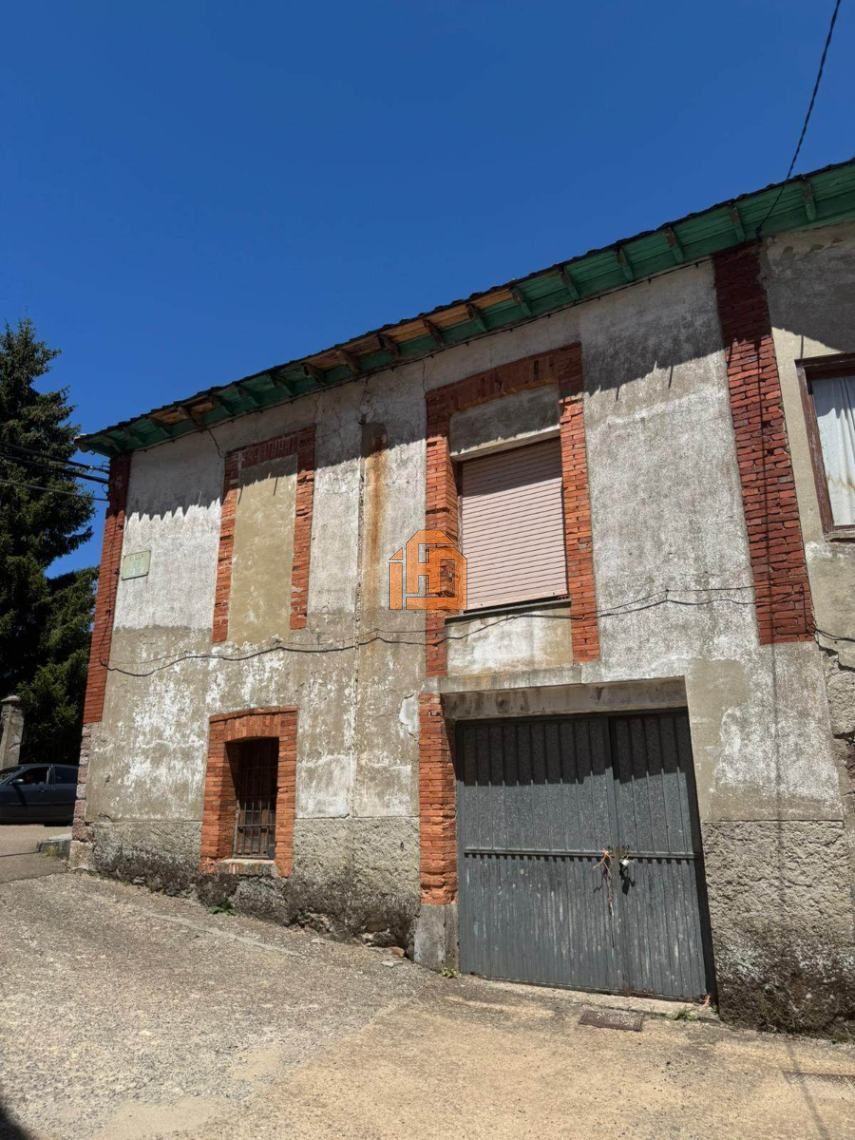 Casa en Villamanín (León)