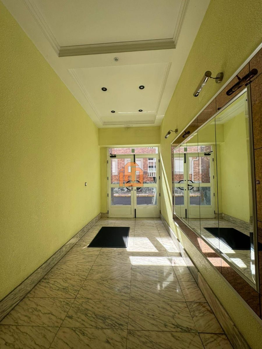 Piso amueblado en la calle Goya, barrio La Sal - Foto 21