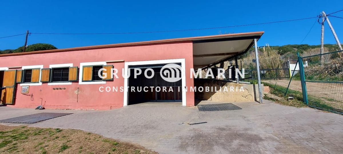 FINCA RÚSTICA · ENCANTO · AMPLITUD Y NATURALEZA