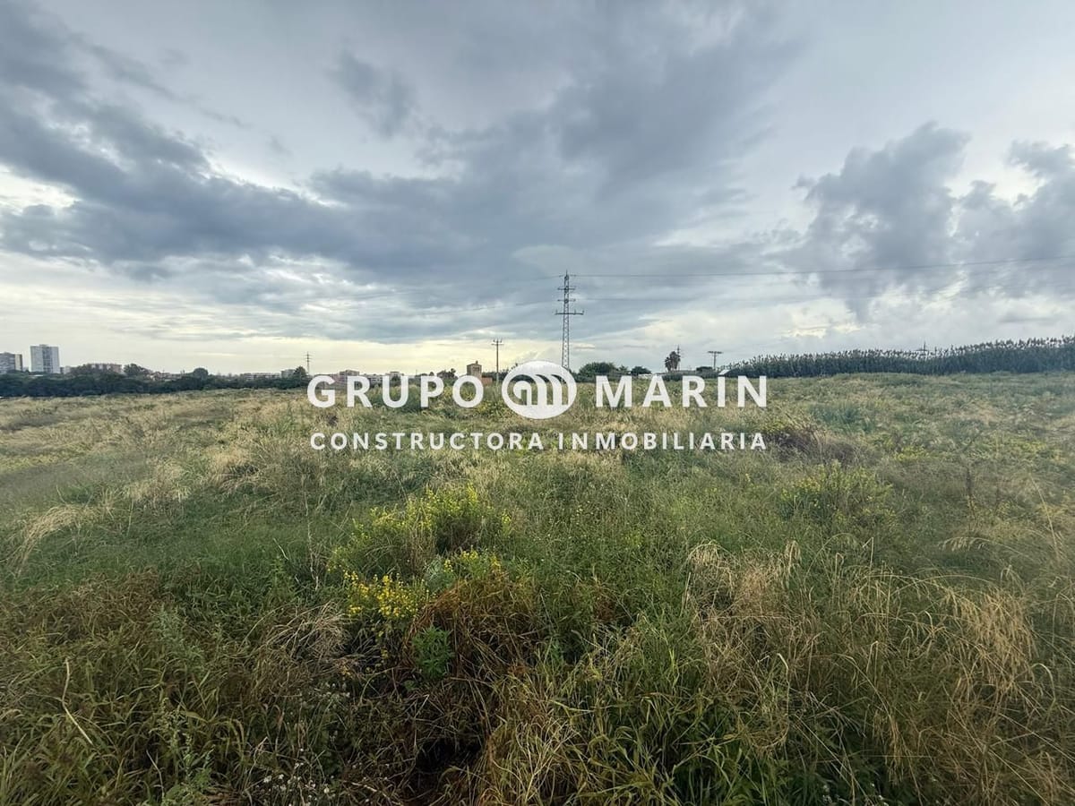 FINCA RÚSTICA CON CASA Y POZO PROPIO