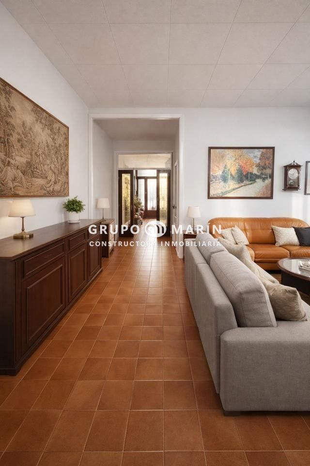 CASA CON GRAN POTENCIAL EN MATARÓ - Foto 2