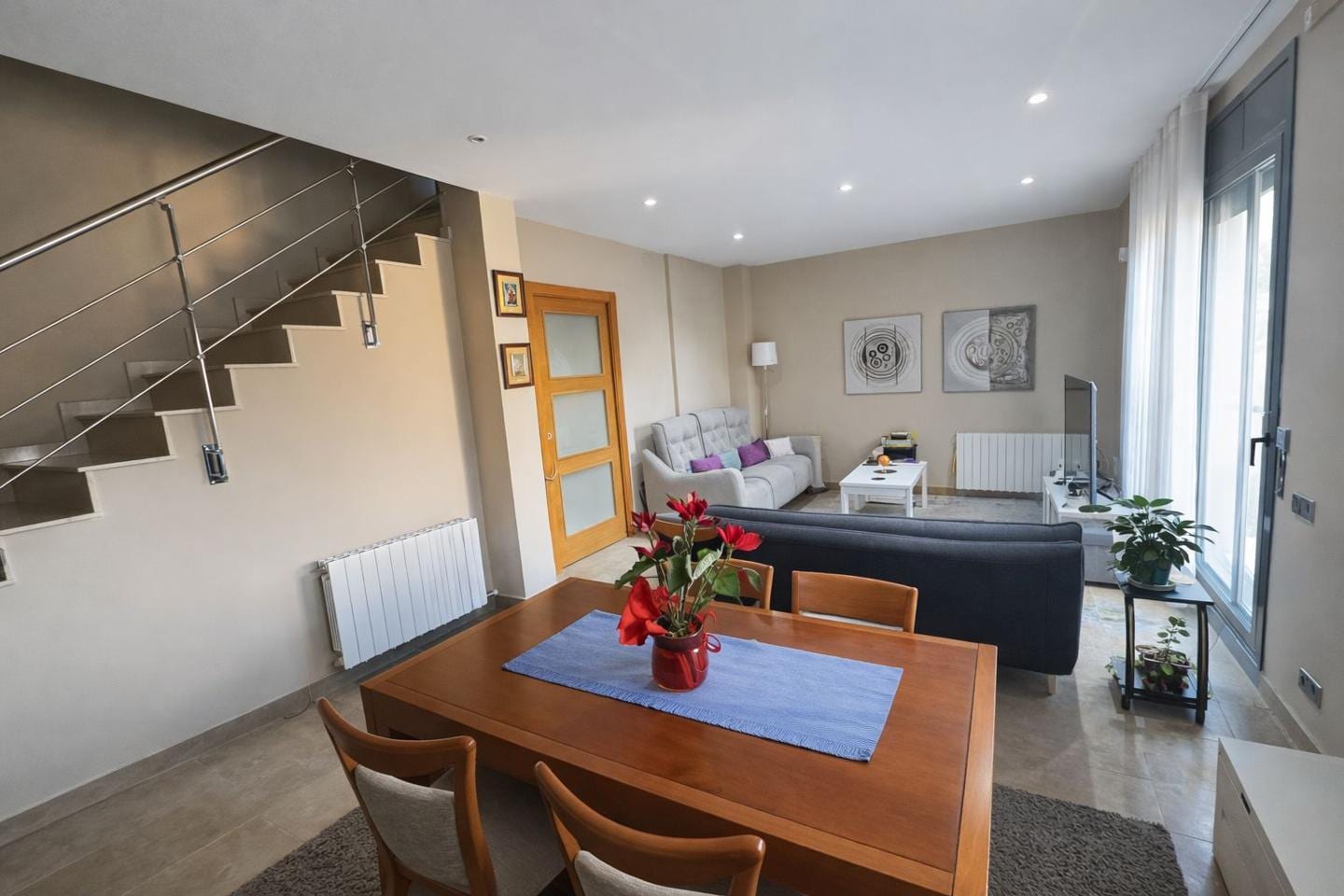 ¡ESPECTACULAR CASA UNIFAMILIAR EN EL CENTRO DE PREMIÀ DE MAR! - Foto 4