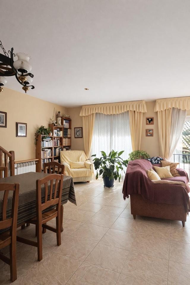¡MAGNÍFICA CASA UNIFAMILIAR EN ARGENTONA! - Foto 13