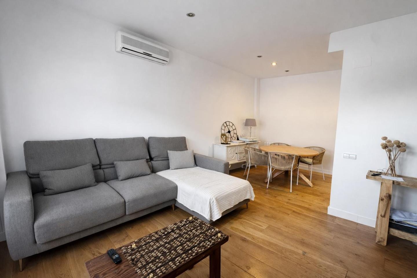 ¡ESPECTACULAR CASA CON VISTAS Y PISCINA EN PREMIÀ DE DALT! - Foto 5