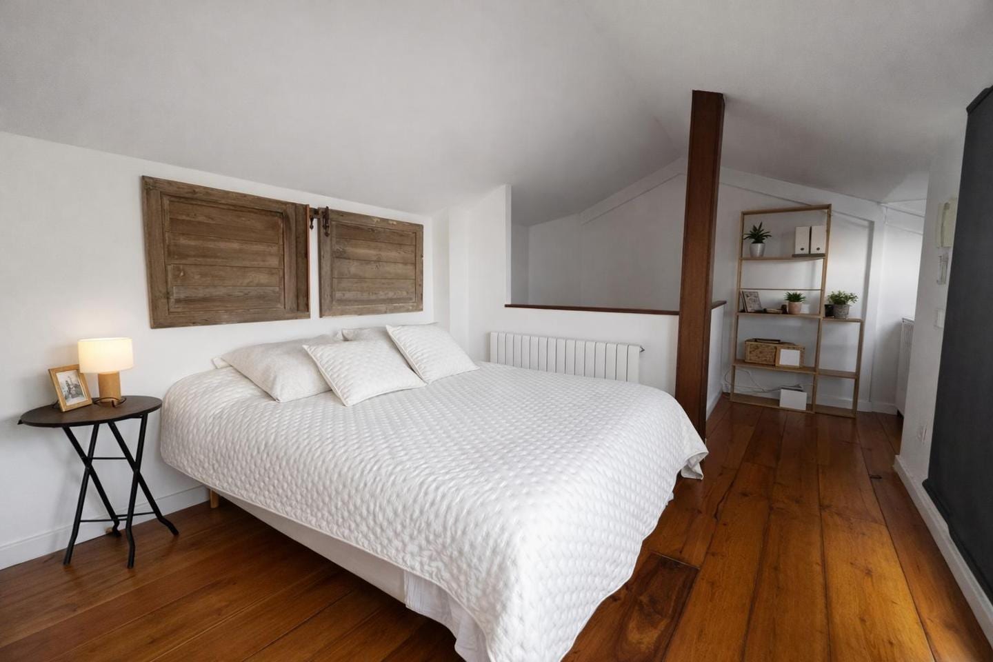 ¡ESPECTACULAR CASA CON VISTAS Y PISCINA EN PREMIÀ DE DALT! - Foto 13