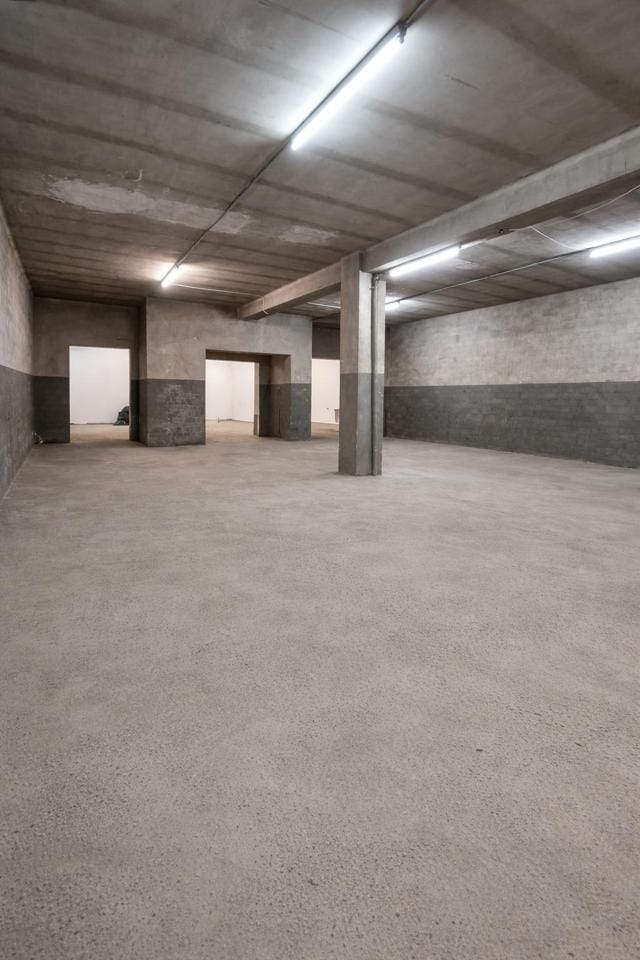 EXCLUSIVO Y AMPLIO LOCAL EN SANT BOI