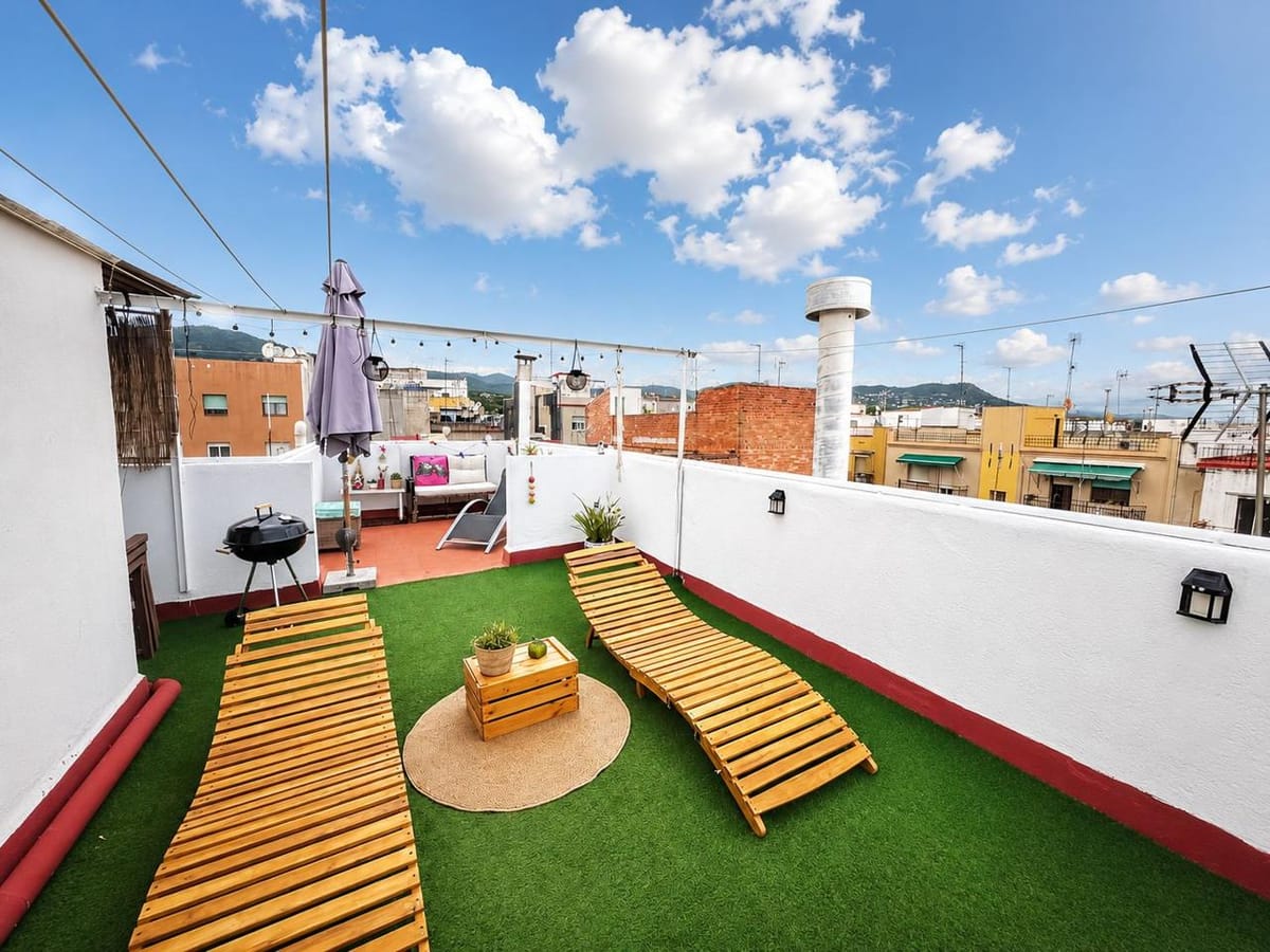 ¡Luminosa vivienda en Premià de Mar!