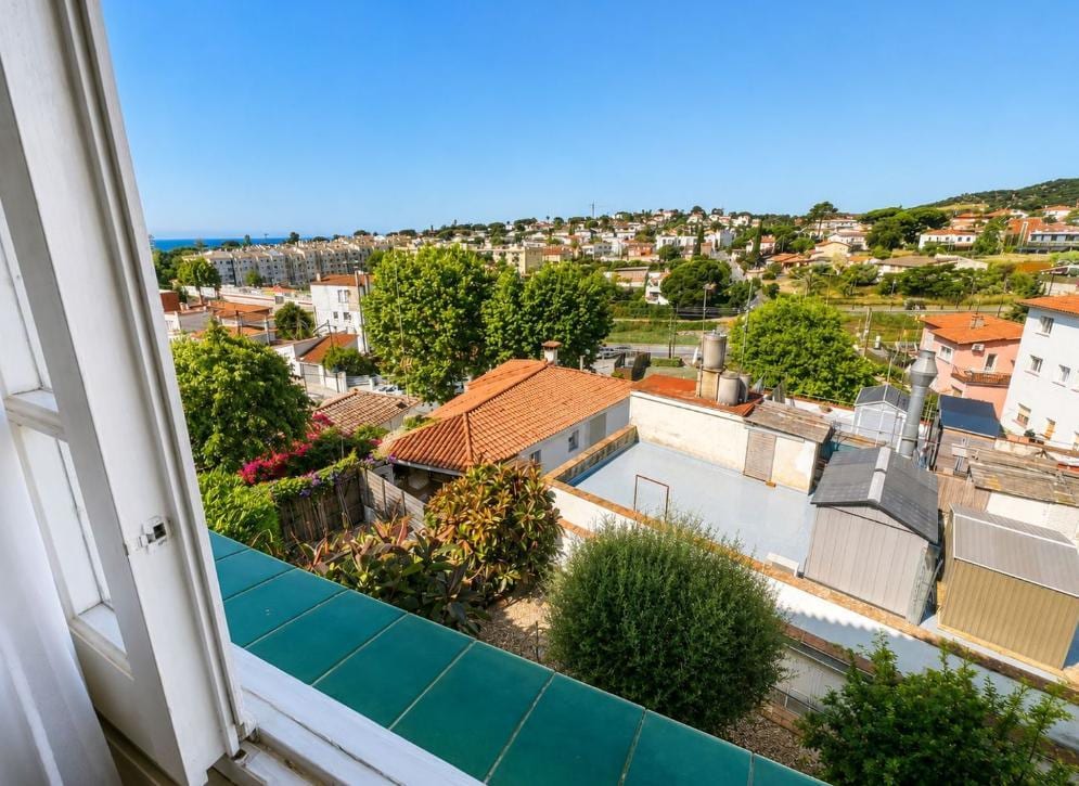 ¡Espectacular casa con encanto en Alella! - Foto 5