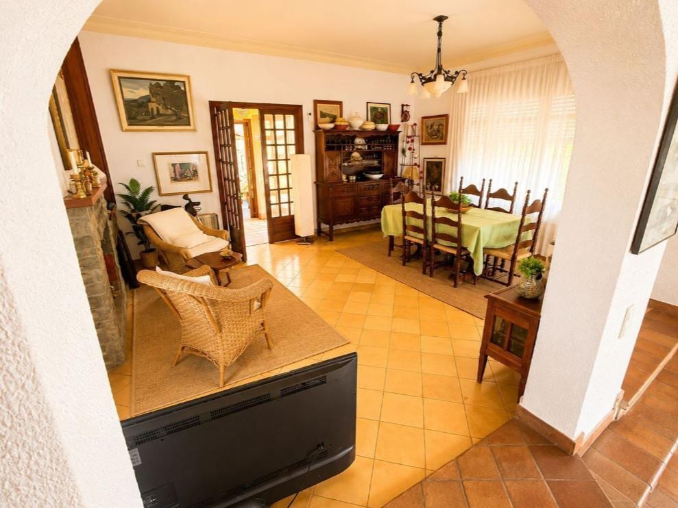 ¡Espectacular casa con encanto en Alella! - Foto 8
