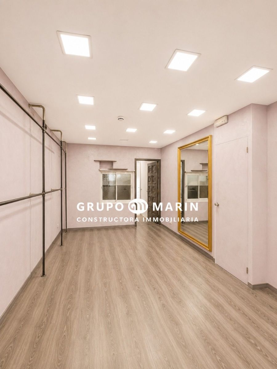 Local en venta en De Rocafort, La Nova Esquerra de l'Eixample
