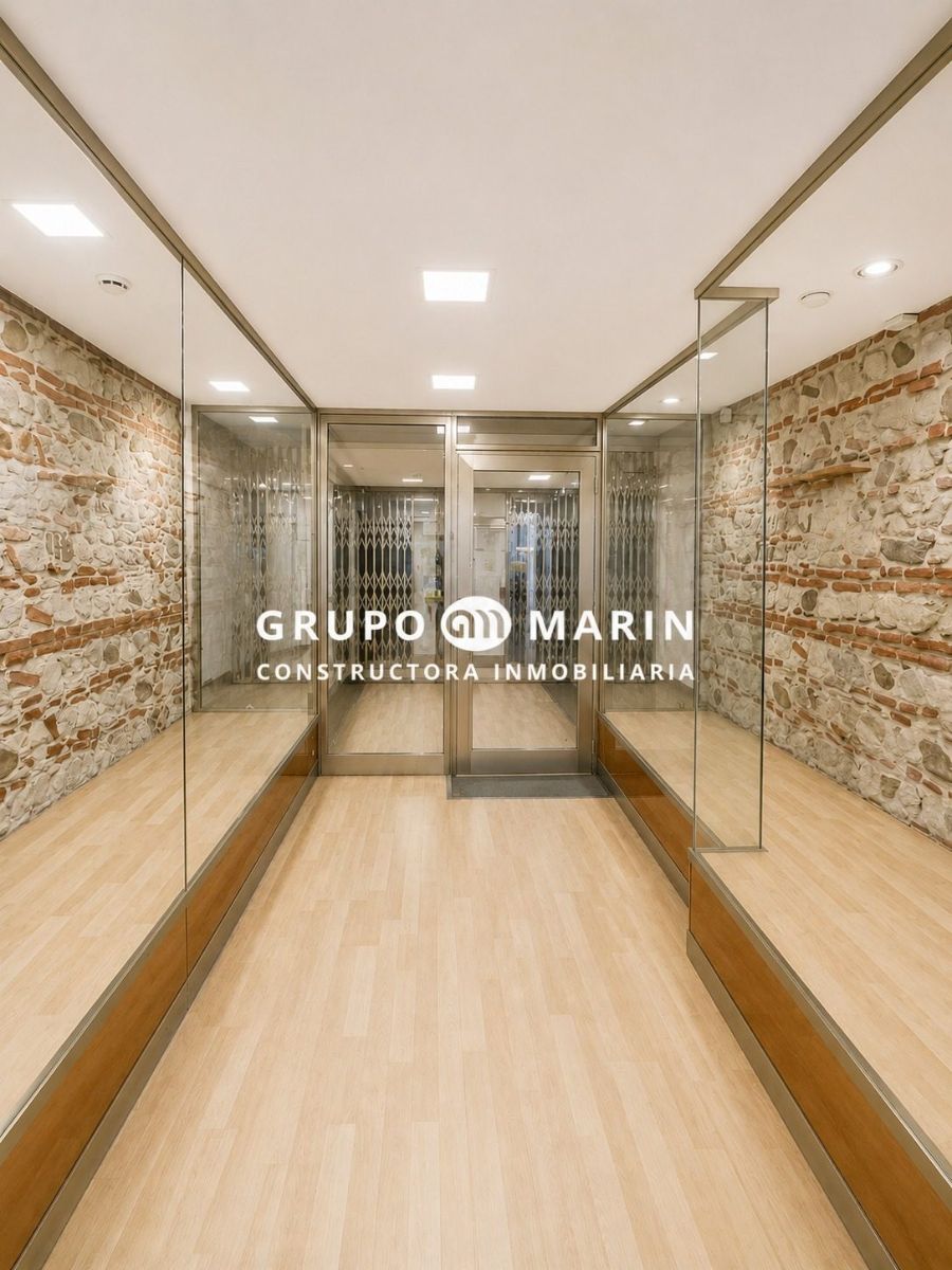 Local en venta en De Rocafort, La Nova Esquerra de l'Eixample