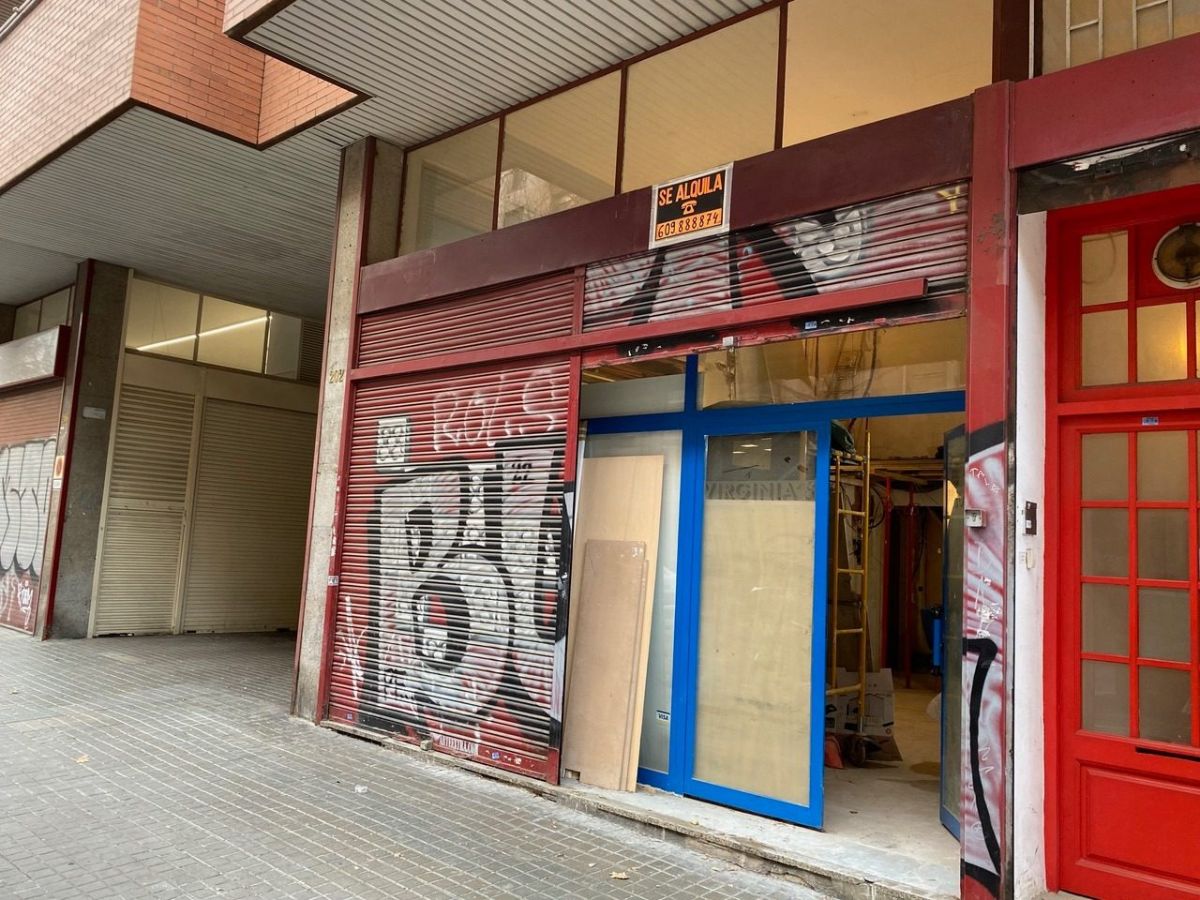 Local de alquiler en Carrer de Sardenya, 202, Fort Pienc