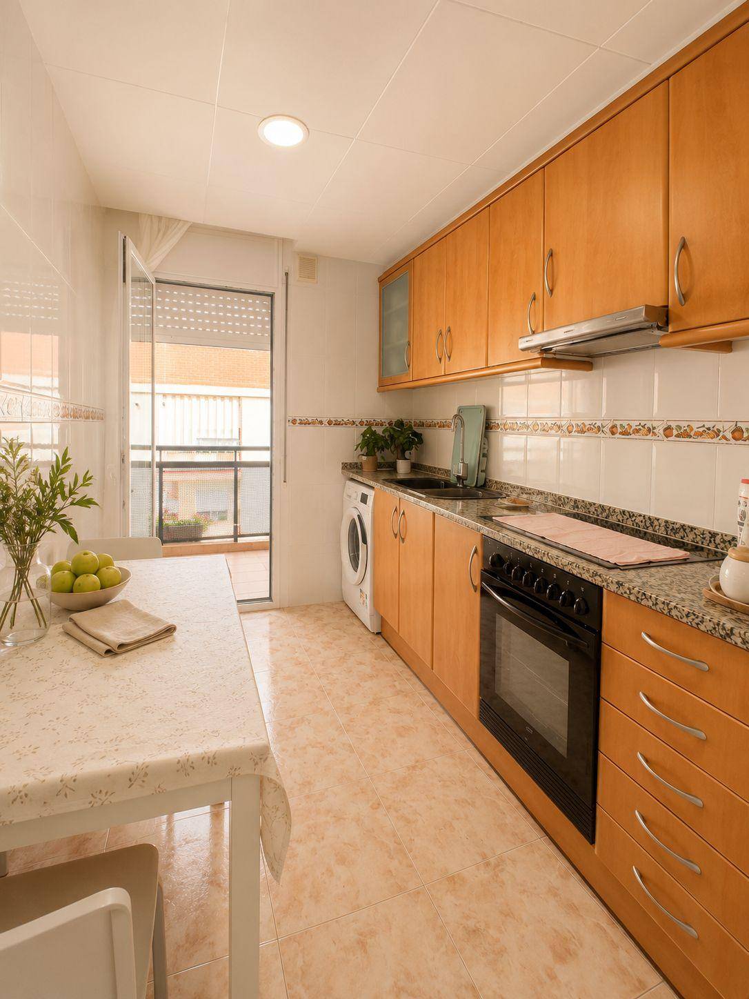 Dúplex listo para entrar a vivir con gran terraza y mucha luz natural - Foto 10