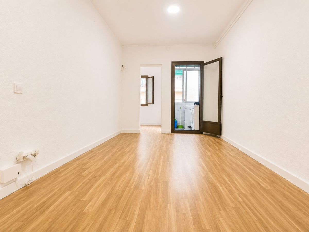 Fantástico piso , listo para entrar a vivir, ubicado en el barrio de Verdun