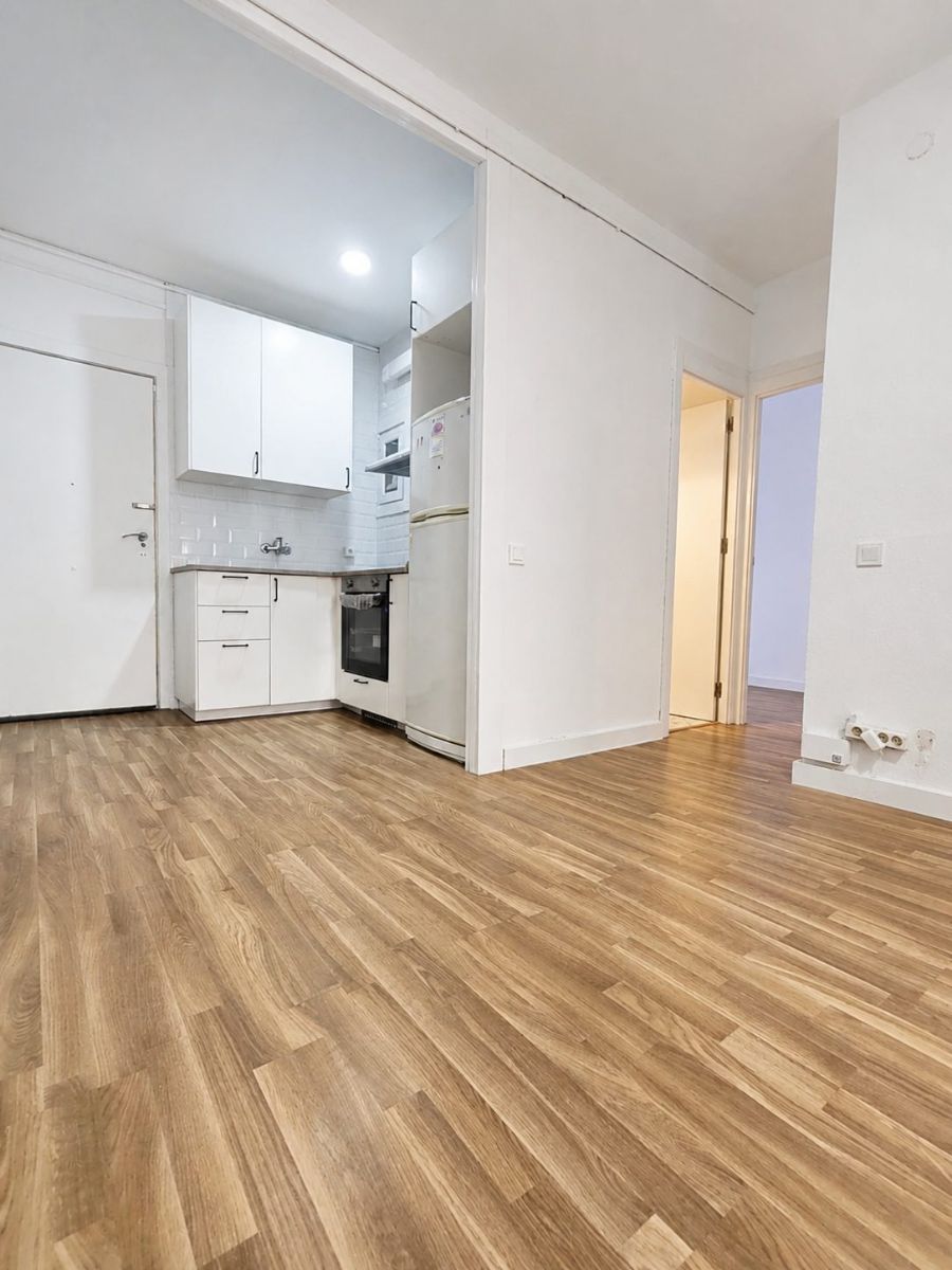 Fantástico piso , listo para entrar a vivir, ubicado en el barrio de Verdun
