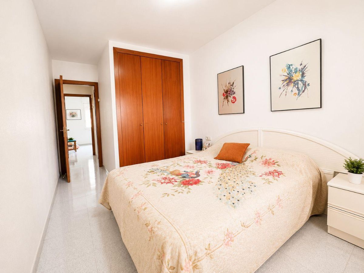 Amplio piso con piscina comunitaria en El Masnou