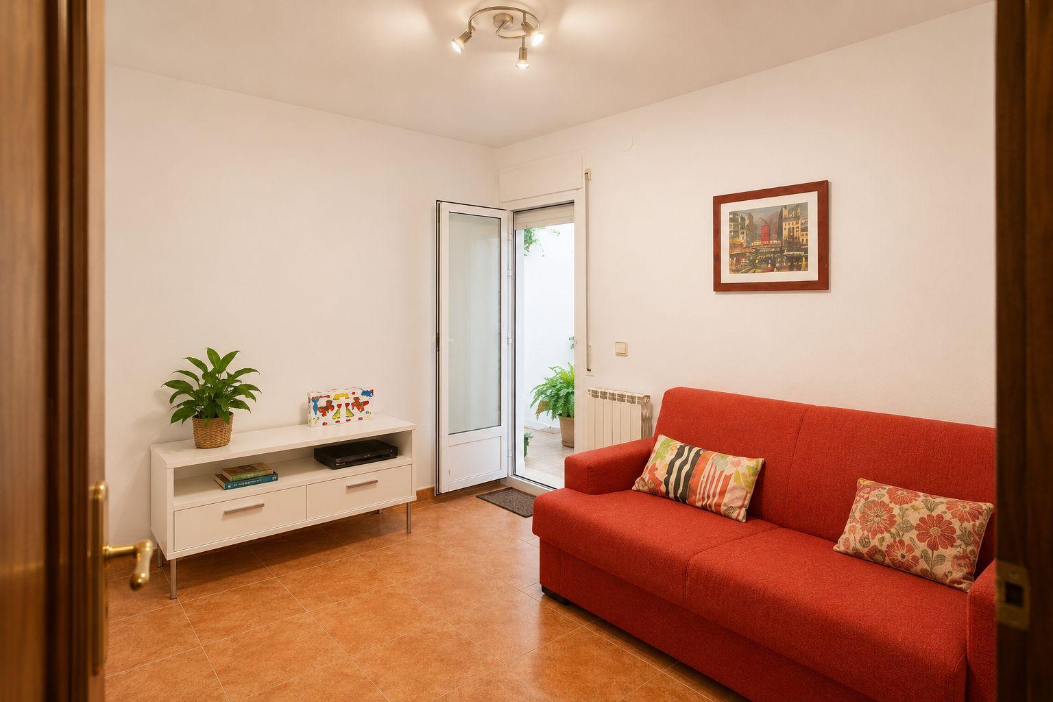 Amplio piso de 5 habitaciones en segunda línea de mar - Foto 7