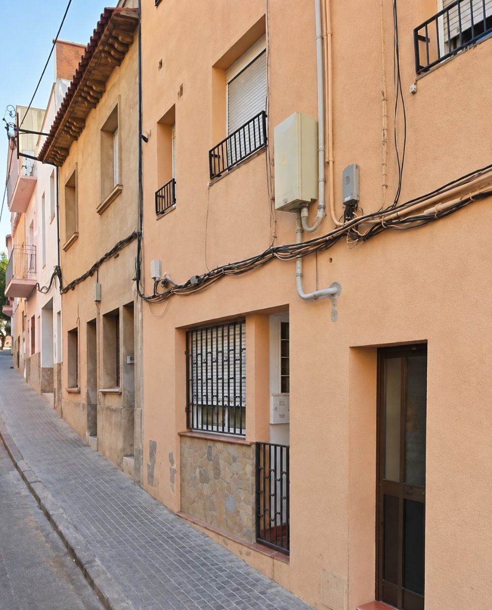 INMUEBLE OCUPADO – NO ADMITE VISITAS